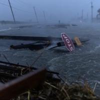 Troje poginulih u Teksasu u tropskoj oluji Beryl