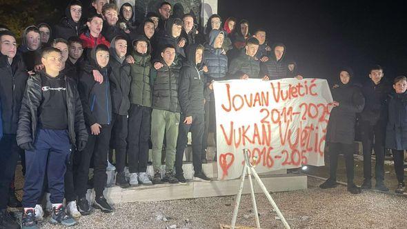 Protest na Cetinju - Avaz