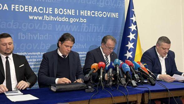 Konferencija za medije Vlade FBiH - Avaz