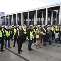 Video / U Njemačkoj zbog štrajka otkazano više stotina letova
