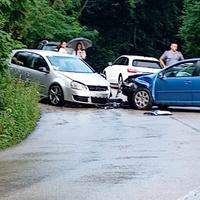 Sudar kod Tuzle: Policija na terenu, obustavljen saobraćaj