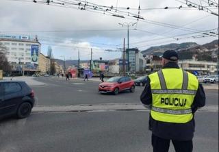 U Sarajevu zabilježeno 12 saobraćajnih nesreća, šest osoba povrijeđeno 