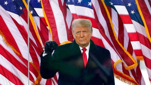 President Donald Trump gestures as he arrives to speak at a rally on Jan. 6, 2021, in Washington - Avaz