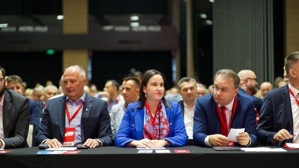 Članovi SDP-a BiH osudili Dodikove uvrede - Avaz