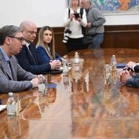 Vučić s ruskim ambasadorom o pronalaženju rješenja za NIS