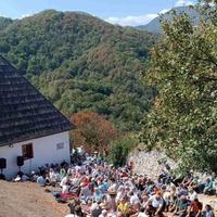 Na Kušlatu klanjan tradicionalni džuma-namaz i proučena Dova za domovinu