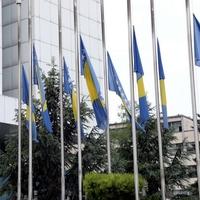 Vlada FBiH nakon trostrukog ubistva u Sanskom Mostu donijela odluku: Dan žalosti u Federaciji BiH 26. avgust 