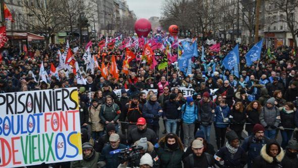 Protesti u Francuskoj - Avaz