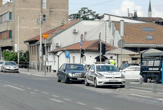 Intervenirala policija - Avaz