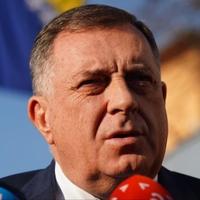 Dodik za Russia Today: Ukoliko bude usvojena Rezolucija o Srebrenici, to sahranjuje BiH