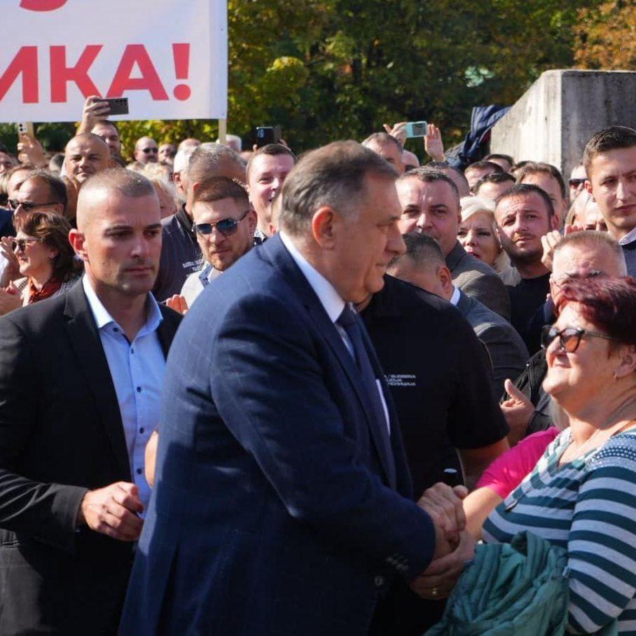 Danas se nastavlja suđenje Dodiku i Lukiću