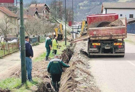 Ekipa radnika na terenu  - Avaz