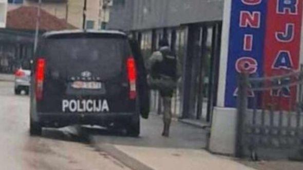 Intervenirala policija - Avaz