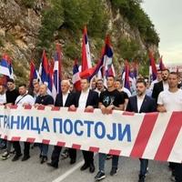 Danas novi protesti podrške Dodiku i Lukiću