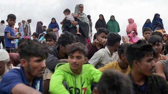 Ethic Rohingya people rest on Lampanah Leungah beach after landing in Aceh Besar, Aceh province, Indonesia, Thursday, Feb. 16, 2023 - Avaz