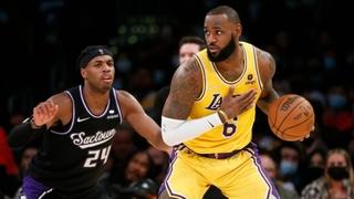 Lebron i Dejvis ponovo blistali: Vodili Lejkerse do nove pobjede 