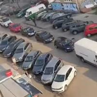 "Parking papak" blokirao cijelu ulicu i stvorio ogromnu gužvu