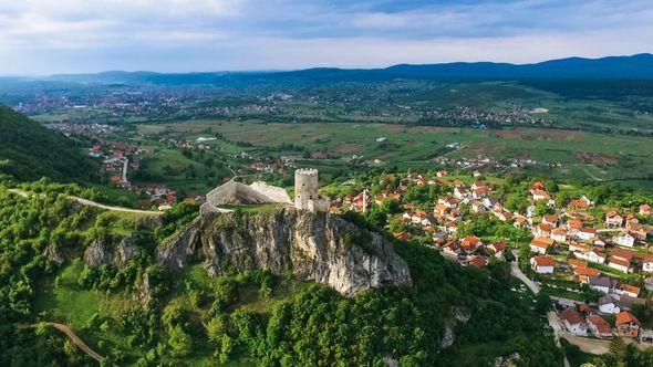 Stari grad Sokolac - Avaz