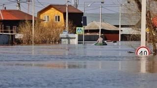 Poplave u Brazilu, stanovnici zaglavljeni na krovovima kuća u saveznoj državi Rio Grande do Sul