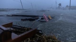 Troje poginulih u Teksasu u tropskoj oluji Beryl