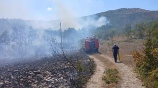 Video / U Bileći izbio novi požar, ugrožene i kuće