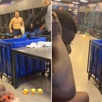 Video / Baloteli je nepopravljiv: Sada je bacio petardu u svlačionicu pred saigračima