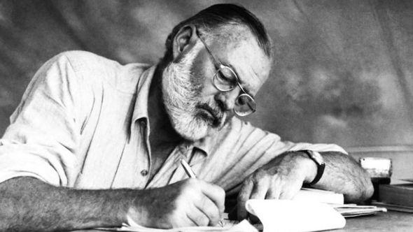 Ernest Hemingvej   - Avaz