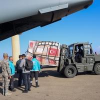 Turski vojni avion sa sanitetskim materijalom za Gazu stigao u Egipat
