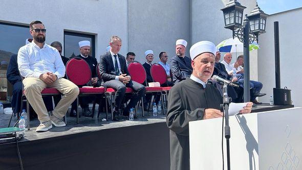 Reisu-l-ulema: Džamije su Božije kuće na Zemlji - Avaz