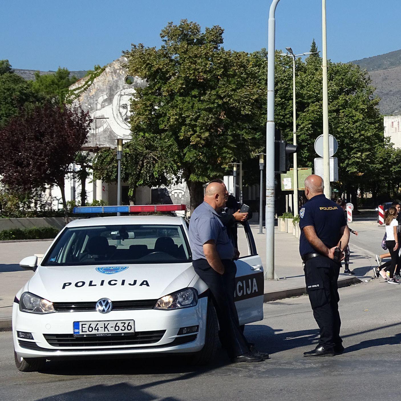 U Mostaru uhapšeni muškarac i žena iz Sarajeva: Pucali iz plinskog pištolja