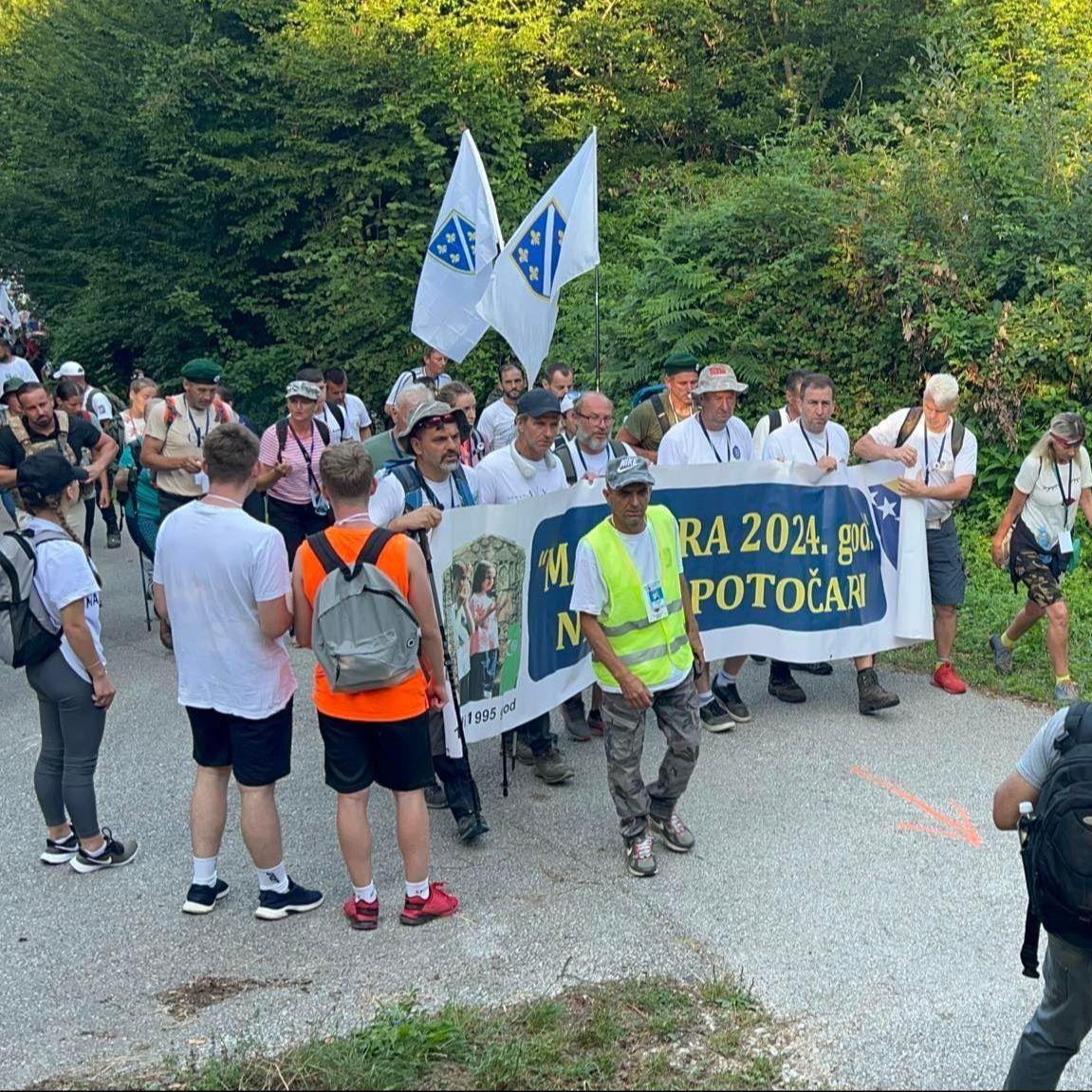 Učesnici Marša mira napustili kamp Mravinjci, slijedi im finalna etapa