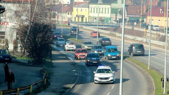 Defile vozača u Tuzli - Avaz