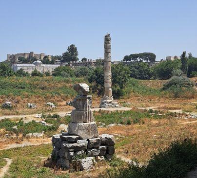 Ostaci Artemidinog hrama i brdo Ajasoluk   - Avaz