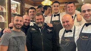 Iz restorana "Brajlović" sve zeznuli: Je li Mel Gibson u Sarajevu ili Las Vegasu 