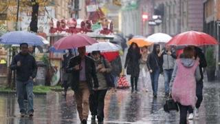 Poslije podne i tokom noći mogući kiša i lokalni pljuskovi širom države