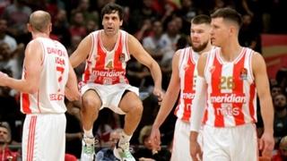 Navijači Crvene zvezde gnusnim uvredama "časte" legendu