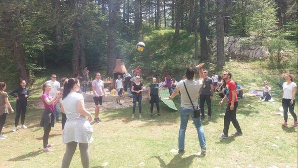 Trebinje prepuno turista - Avaz