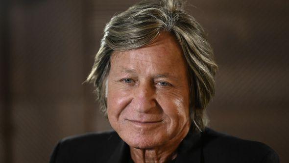 Mohamed Hadid - Avaz