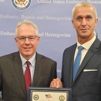 Ambasador Marfi uručio zahvalnicu Mirsadu Viliću