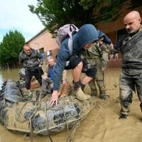 Stravične poplave u Italiji: Poginulo devet osoba, sela evakuirana