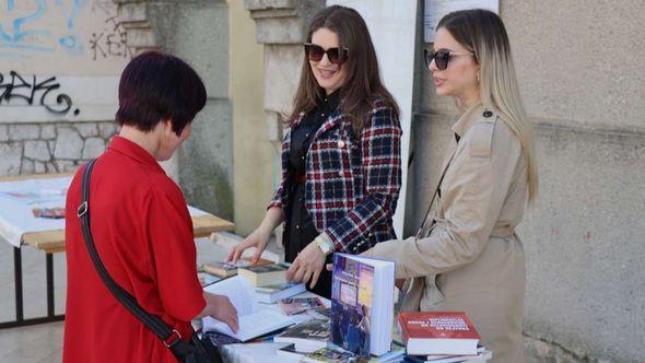 Štanda Narodne biblioteke u Mostaru - Avaz