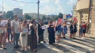 Protesti u Sarajevu zbog brutalnog ubistva Nizame Hećimović: Žene blokirale saobraćajnice na nekoliko minuta