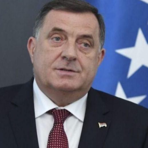 Dodik: Šmit nije dobrodošao, ali neće biti upotrijebljena sila