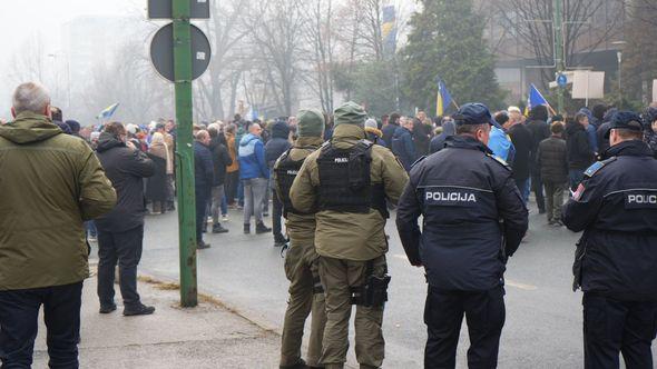 Policija osigurava proteste u Sarajevu - Avaz