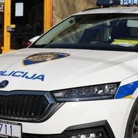 Pula: Mladić pokušao pregaziti policajca