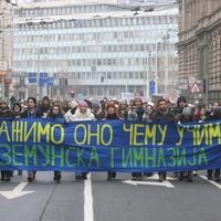 Protest prosvjetnih radnika i studenata u Beogradu, dio srednjih škola obustavio rad