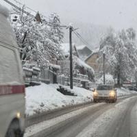 Poledica i ugaženi snijeg prave problem vozačima, gužva na izlazu iz BiH