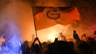 Galatasaraj osvojio titulu prvaka Turske, navijači napravili ludnicu na ulicama Istanbula