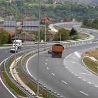 Nakon završetka policijskog uviđaja, normalizovano saobraćanje na autoputu A-1 na petlji Kakanj