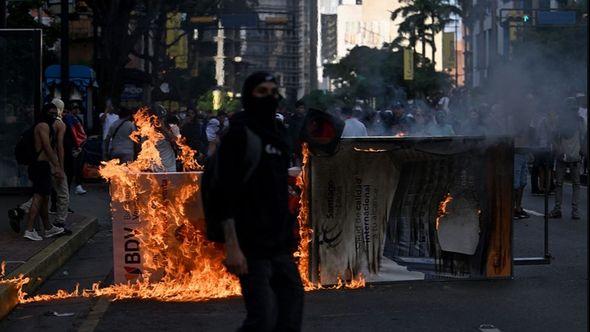 venecuela protesti neredi - Avaz